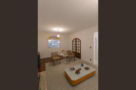 Casa à venda com 346m², 5 quartos e 4 vagasSala