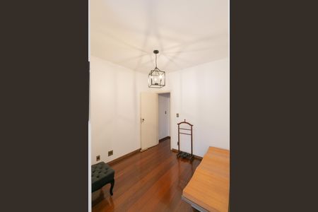 Casa à venda com 346m², 5 quartos e 4 vagasSuíte 2