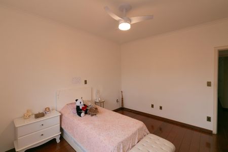 Casa à venda com 346m², 5 quartos e 4 vagasQuarto 3