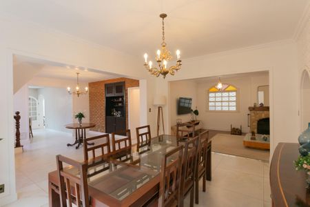 Casa à venda com 346m², 5 quartos e 4 vagasSala de Jantar