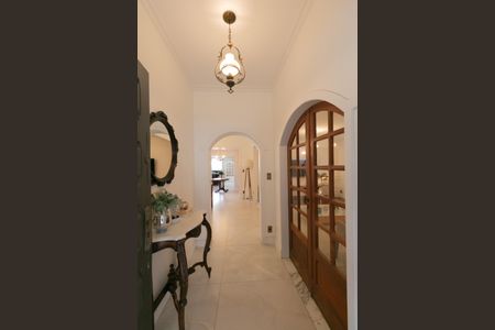 Casa à venda com 346m², 5 quartos e 4 vagasÁrea comum