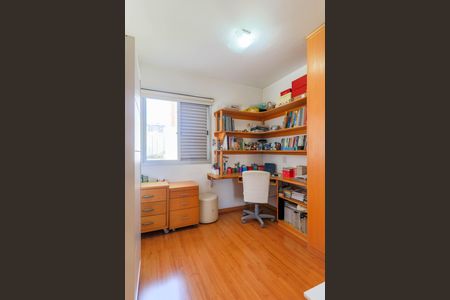 Apartamento à venda com 80m², 3 quartos e 2 vagasQuarto 1