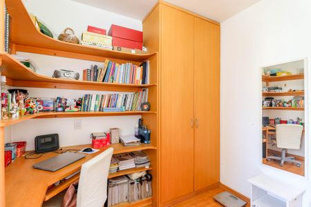 Apartamento à venda com 80m², 3 quartos e 2 vagasQuarto 1