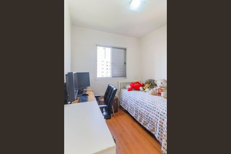 Apartamento à venda com 80m², 3 quartos e 2 vagasQuarto 2