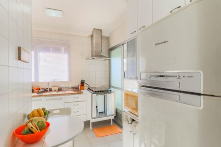Apartamento à venda com 80m², 3 quartos e 2 vagasCozinha