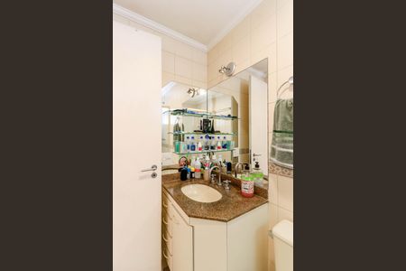 Apartamento à venda com 80m², 3 quartos e 2 vagasBanheiro