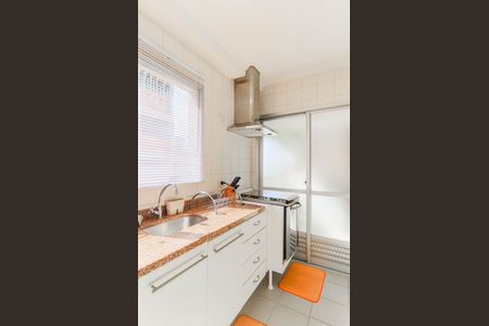 Apartamento à venda com 80m², 3 quartos e 2 vagasCozinha