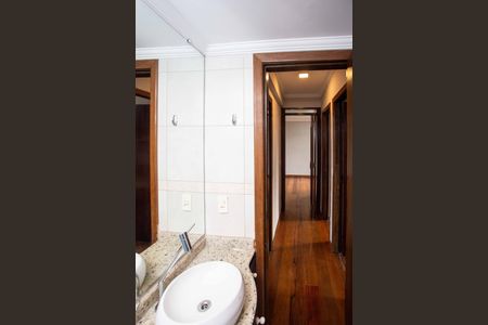 Apartamento à venda com 96m², 3 quartos e 2 vagasBanheiro Social