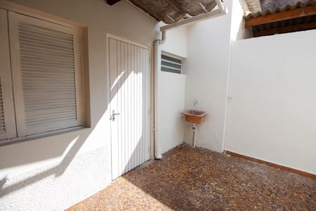 Casa à venda com 70m², 2 quartos e 1 vagaÁrea de Serviço