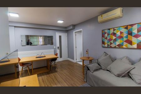 Apartamento à venda com 75m², 2 quartos e 1 vaga Apartamento à venda com 75m², 2 quartos e 1 vagaSala