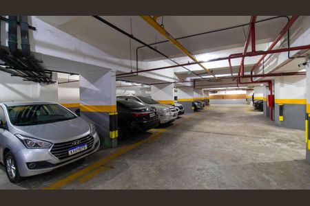 Apartamento à venda com 75m², 2 quartos e 1 vaga Apartamento à venda com 75m², 2 quartos e 1 vagaÁrea comum