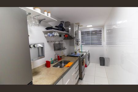 Apartamento à venda com 75m², 2 quartos e 1 vaga Apartamento à venda com 75m², 2 quartos e 1 vagaCozinha