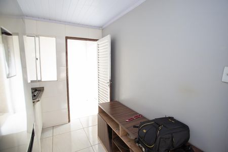 Casa à venda com 250m², 2 quartos e 4 vagas Casa à venda com 250m², 2 quartos e 4 vagasCozinha