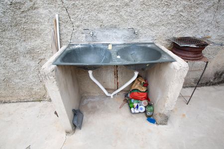 Casa à venda com 250m², 2 quartos e 4 vagas Casa à venda com 250m², 2 quartos e 4 vagasÁrea de Serviço