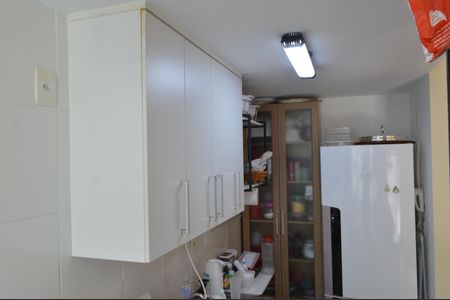 Apartamento para alugar com 64m², 2 quartos e 1 vaga Apartamento para alugar com 64m², 2 quartos e 1 vagaCozinha