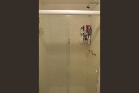 Apartamento para alugar com 64m², 2 quartos e 1 vaga Apartamento para alugar com 64m², 2 quartos e 1 vagaBanheiro da Suíte