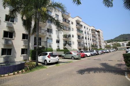 Apartamento para alugar com 64m², 2 quartos e 1 vaga Apartamento para alugar com 64m², 2 quartos e 1 vagaFachada