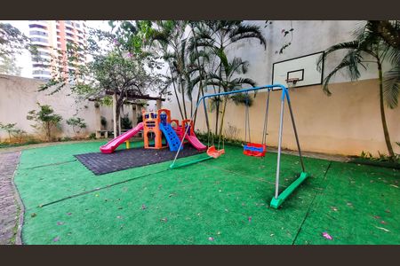 Apartamento para alugar com 132m², 3 quartos e 2 vagasÁrea comum - Playground