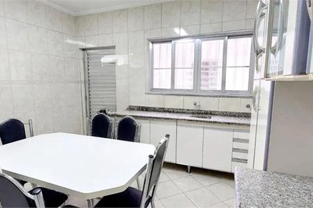 Casa à venda com 190m², 2 quartos e 2 vagas