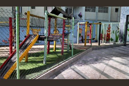Apartamento à venda com 57m², 2 quartos e 1 vaga
