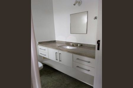 Apartamento à venda com 300m², 5 quartos e 6 vagas