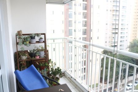 Apartamento à venda com 96m², 3 quartos e 2 vagasVaranda