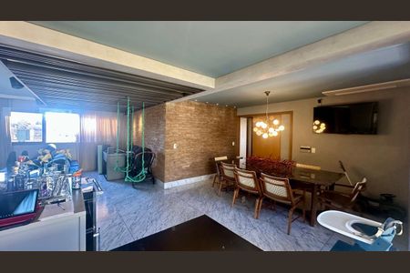 Apartamento à venda com 150m², 4 quartos e 3 vagas Apartamento à venda com 150m², 4 quartos e 3 vagasSala