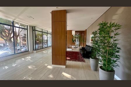 Apartamento à venda com 150m², 4 quartos e 3 vagas Apartamento à venda com 150m², 4 quartos e 3 vagasHall social