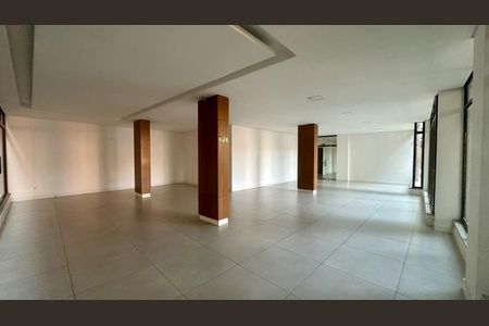 Apartamento à venda com 150m², 4 quartos e 3 vagas Apartamento à venda com 150m², 4 quartos e 3 vagasÁrea comum