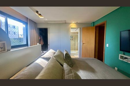 Apartamento à venda com 150m², 4 quartos e 3 vagas Apartamento à venda com 150m², 4 quartos e 3 vagasSuíte 1