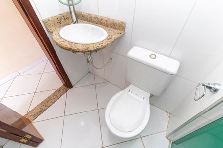 Casa à venda com 111m², 2 quartos e 5 vagas Casa à venda com 111m², 2 quartos e 5 vagasBanheiro Social