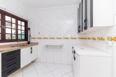 Casa à venda com 111m², 2 quartos e 5 vagas Casa à venda com 111m², 2 quartos e 5 vagasCozinha