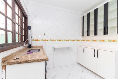 Casa à venda com 111m², 2 quartos e 5 vagas Casa à venda com 111m², 2 quartos e 5 vagasCozinha