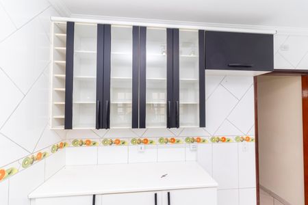 Casa à venda com 111m², 2 quartos e 5 vagas Casa à venda com 111m², 2 quartos e 5 vagasCozinha