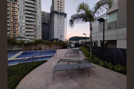 Apartamento à venda com 93m², 2 quartos e 2 vagasÁrea comum - Piscina