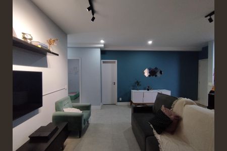 Apartamento à venda com 93m², 2 quartos e 2 vagasSala