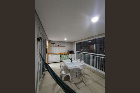 Apartamento à venda com 93m², 2 quartos e 2 vagasVaranda gourmet