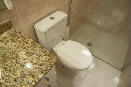 Apartamento à venda com 68m², 2 quartos e 2 vagasBanheiro Social