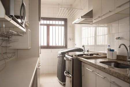 Apartamento à venda com 68m², 2 quartos e 2 vagasCozinha