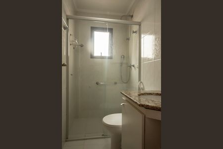 Apartamento à venda com 68m², 2 quartos e 2 vagasBanheiro da Suíte