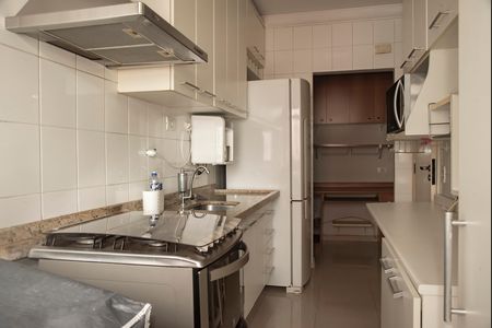 Apartamento à venda com 68m², 2 quartos e 2 vagasCozinha