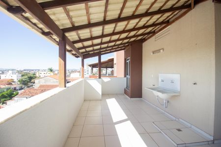 Apartamento à venda com 109m², 2 quartos e 2 vagasCobertura