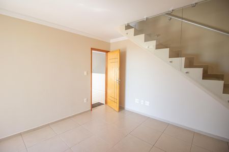 Apartamento à venda com 109m², 2 quartos e 2 vagasSala