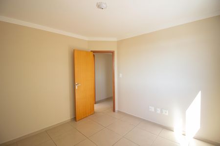 Apartamento à venda com 109m², 2 quartos e 2 vagasQuarto 2