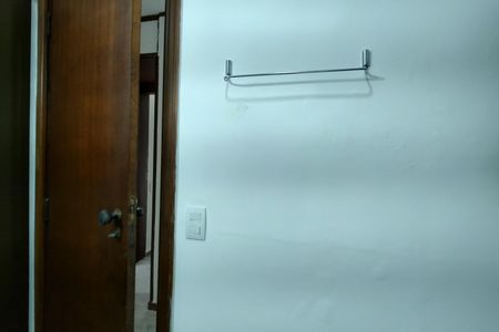 Apartamento à venda com 70m², 3 quartos e 1 vaga Apartamento à venda com 70m², 3 quartos e 1 vagaBanheiro Social