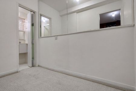 Apartamento à venda com 70m², 3 quartos e 1 vaga Apartamento à venda com 70m², 3 quartos e 1 vagaSuíte