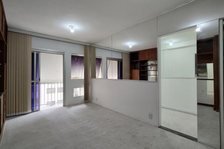 Apartamento à venda com 70m², 3 quartos e 1 vaga Apartamento à venda com 70m², 3 quartos e 1 vagaSala