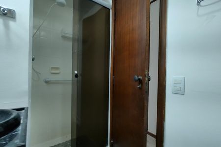Apartamento à venda com 70m², 3 quartos e 1 vaga Apartamento à venda com 70m², 3 quartos e 1 vagaBanheiro Social