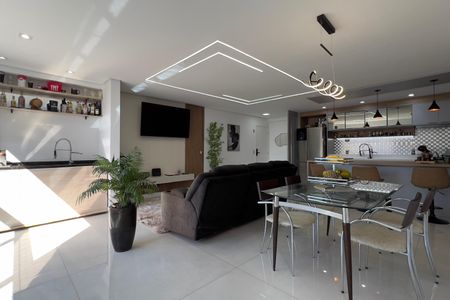 Apartamento à venda com 89m², 2 quartos e 2 vagasSala