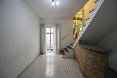 Casa à venda com 200m², 3 quartos e 3 vagas Casa à venda com 200m², 3 quartos e 3 vagasSala de Jantar